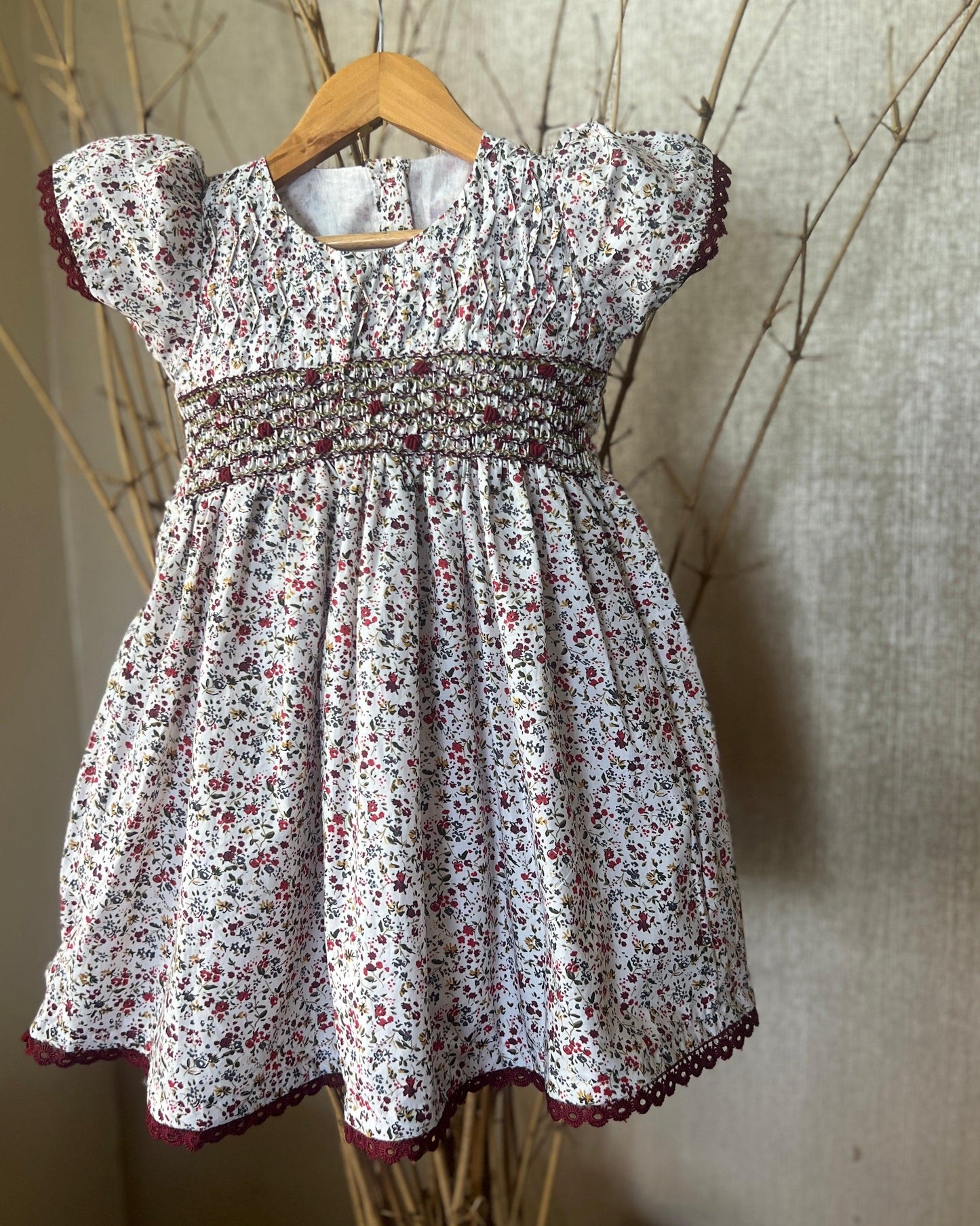 Vintage Floral Smocked Cotton Dress for Girls